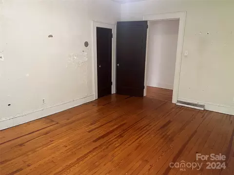 Bedroom - 2105 E Us 70 Hwy, Morganton, NC 28655 photo 1 of 1