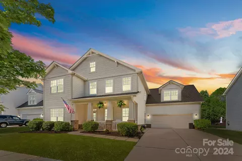 13813 Thach Ct, Huntersville, NC 28078