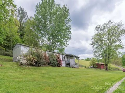 134 Moore Rd, Canton, NC 28716 photo 13