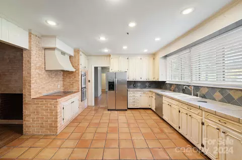 709 2nd Nw Ave NW, Conover, NC 28613 photo 26
