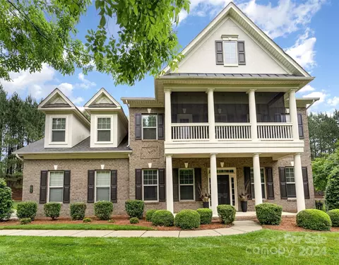 9052 Mossy Hill Ln, Fort Mill, SC 29707