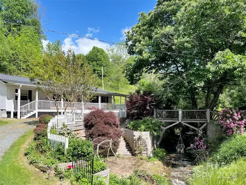 1282 N Jenkins Branch Rd, Bryson City, NC 28713