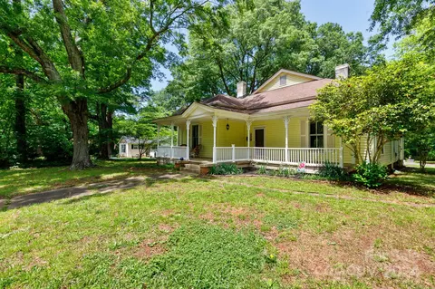 329 E Liberty St, York, SC 29745