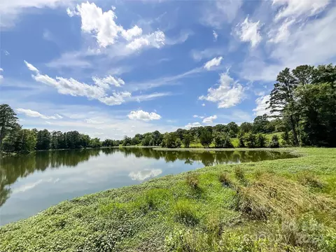 1009 Bethea Rd, Lancaster, SC 29720 photo 5
