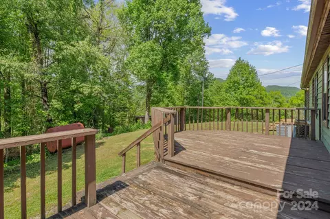 Exterior - 25 Easter Gap Rd, Marshall, NC 28753 photo 5 of 5