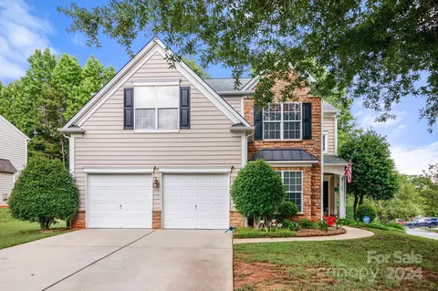 9725 Chanson Pl, Matthews, NC 28105