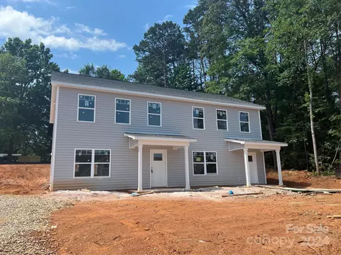 1114 13th Avenue Ne Ct NE, Hickory, NC 28601