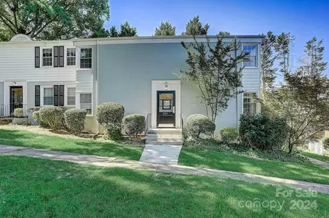 209 Wakefield B Dr #B, Charlotte, NC 28209