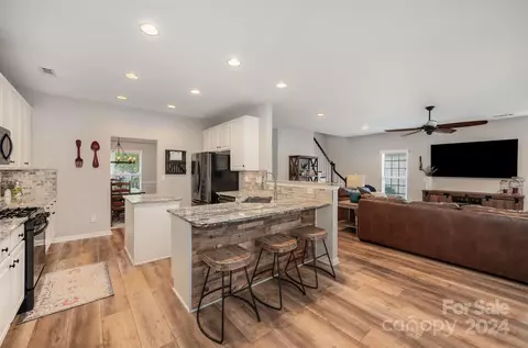 545 Evening Mist Dr, Fort Mill, SC 29708 photo 9