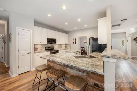 545 Evening Mist Dr, Fort Mill, SC 29708 photo 7