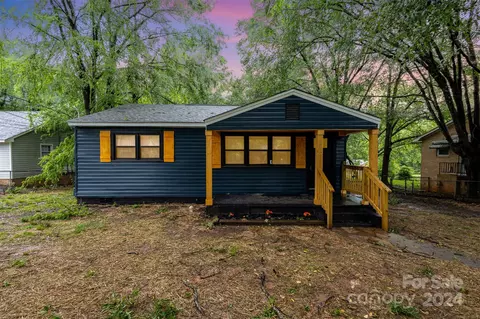 915 Weldon St, Gastonia, NC 28052