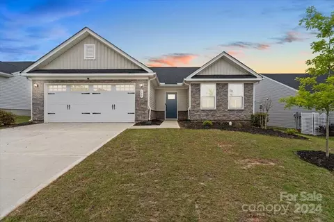 599 Grandiflora 129 Ave #129, Lancaster, SC 29720