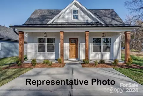 523 Blacksnake Rd, Stanley, NC 28164