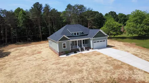 1951 Delview Rd, Cherryville, NC 28021