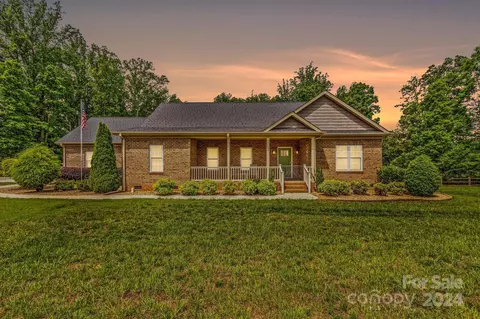 695 Bernhardt Rd, Salisbury, NC 28147 photo 2