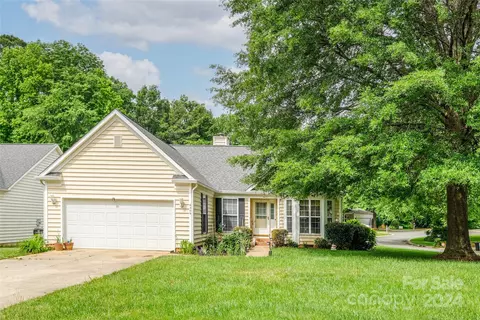 6306 Breitling Grove Pl, Charlotte, NC 28212