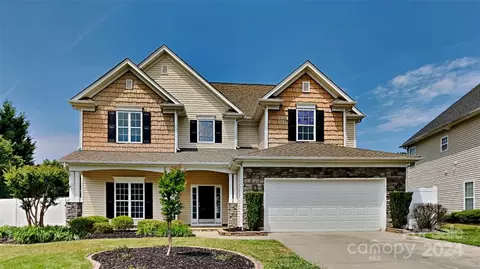 15111 Kellington Ct, Charlotte, NC 28273