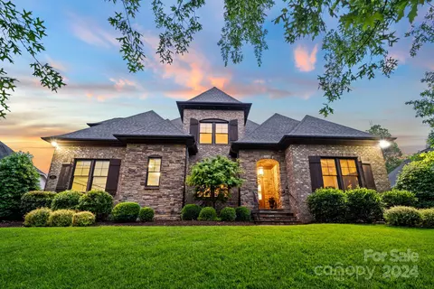 18011 Shearer Rd, Davidson, NC 28036