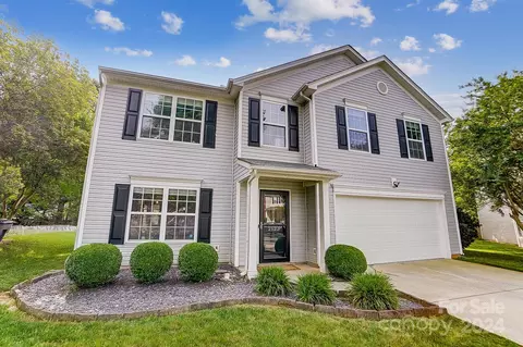 2123 Kenwood Terrace Dr, Matthews, NC 28105