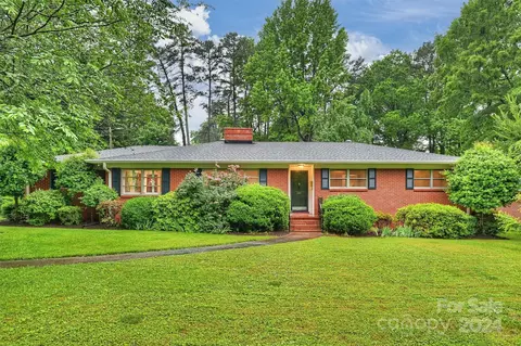 3311 Campbell Dr, Charlotte, NC 28205