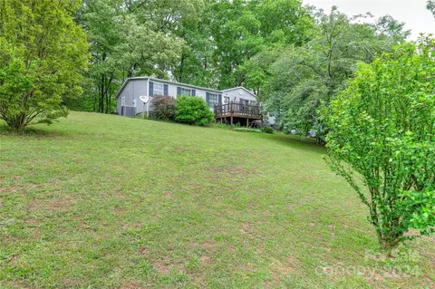 13 Huckleberry Dr, Fairview, NC 28730
