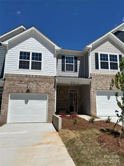 8046 Scarlet Maple Ln, Tega Cay, SC 29708