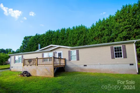 11 Misty Ln, Candler, NC 28715