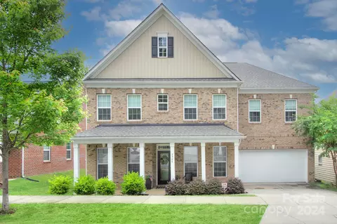 9944 Maywine Cir, Huntersville, NC 28078
