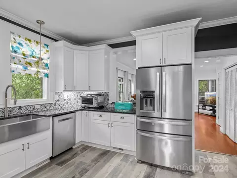 653 Concord Rd, Davidson, NC 28036 photo 3
