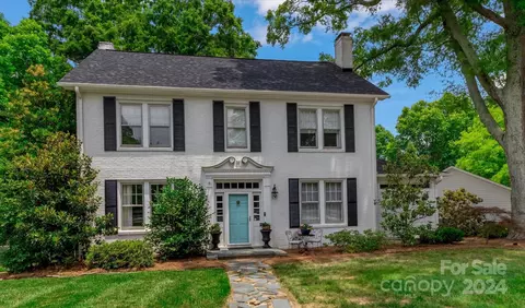 653 Concord Rd, Davidson, NC 28036
