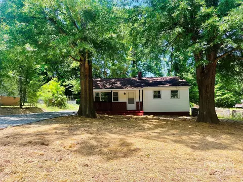 1337 Washington Ln, Kannapolis, NC 28083