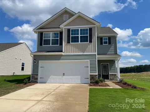 3312 Fox Hall Dr, Gastonia, NC 28052