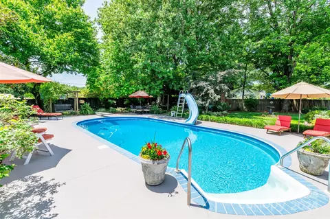 625 Island Ford Rd, Statesville, NC 28625
