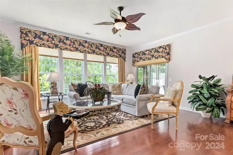 2038 Hudson Ln, Indian Land, SC 29707 photo 9