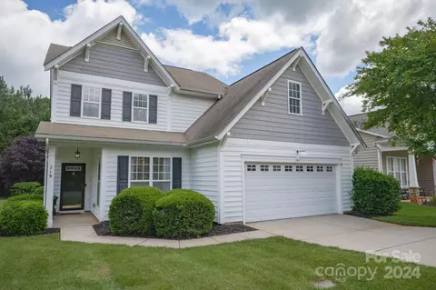 719 Tulip Tree Pl, Rock Hill, SC 29732