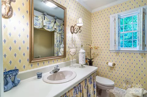 301 Chickadee Ln, Brevard, NC 28712 photo 18