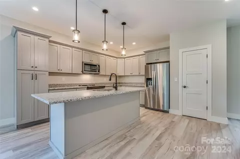 208 Ashworth Ave, Brevard, NC 28712 photo 16