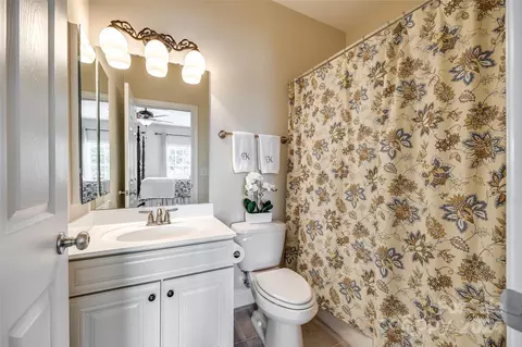 Bath - 352 Calming Way, Tega Cay, SC 29708 photo 4 of 5