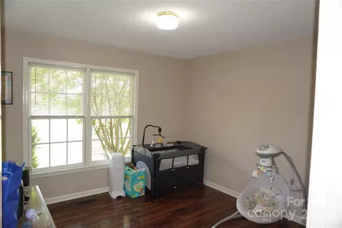 Bedroom - 3809 River Rd, Hickory, NC 28602 photo 3 of 4