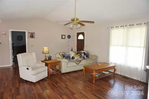 Living - 3809 River Rd, Hickory, NC 28602 photo 1 of 3