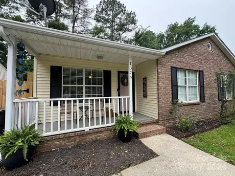 1079 Cherry Meadow Ln, Rock Hill, SC 29732