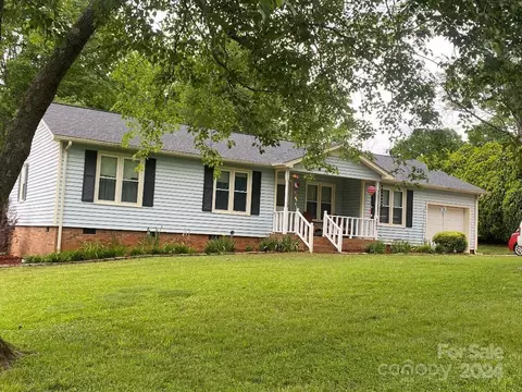 4901 Oakwood 13 Cir #13, Gastonia, NC 28056