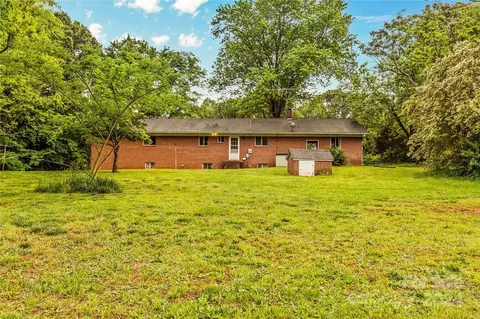 563 Mullis Rd, Harmony, NC 28634 photo 32