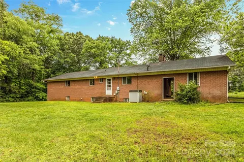 563 Mullis Rd, Harmony, NC 28634 photo 31