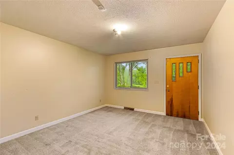 563 Mullis Rd, Harmony, NC 28634 photo 13