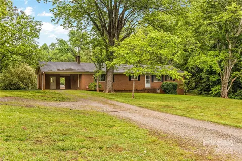 563 Mullis Rd, Harmony, NC 28634 photo 35
