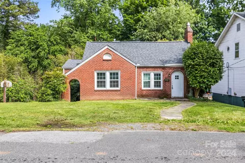 1404 Mcarver St, Gastonia, NC 28052