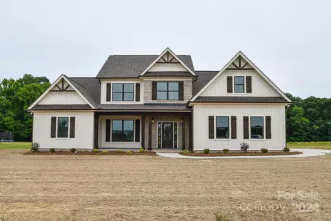 2624 Old Camden Rd, Monroe, NC 28110