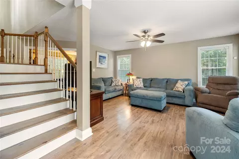 Living - 1202 Rosa Dr, Monroe, NC 28112 photo 3 of 4