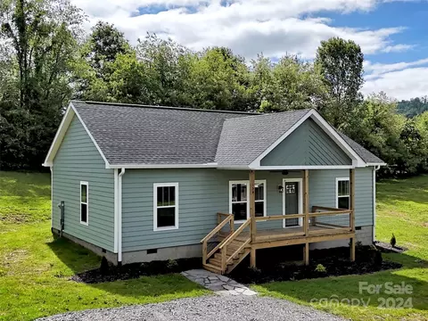 154 Ridge View 22 Dr #22, Clyde, NC 28721